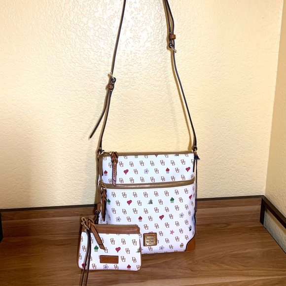 Dooney & Bourke - Picture 2 of 16